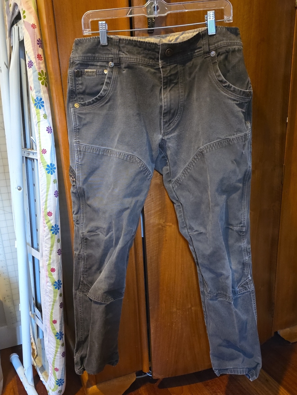 Kuhl Men's Relaxed Cargo Pants